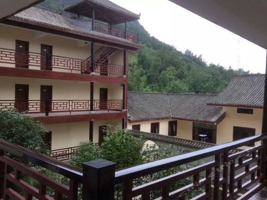 Мяньян: Beichuan Yujingyuan Resort