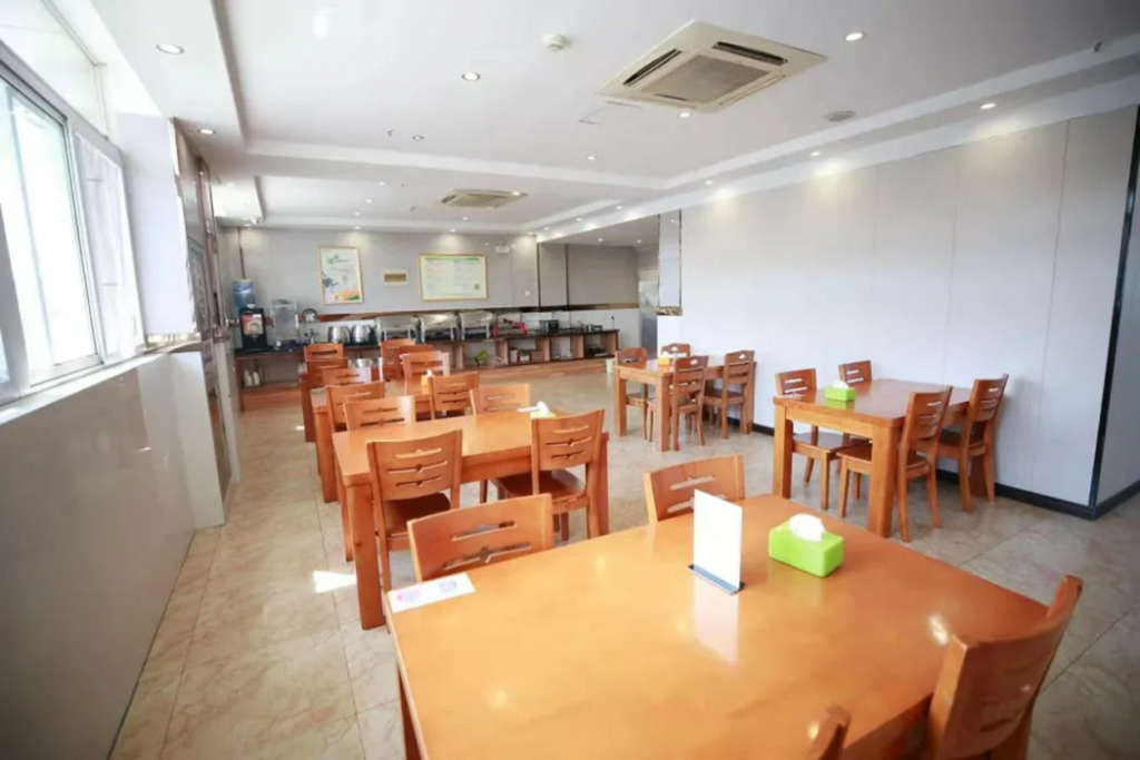 Шанхай: GreenTree Inn Suzhou Kunshan PL Xinxing Rd Express hotel