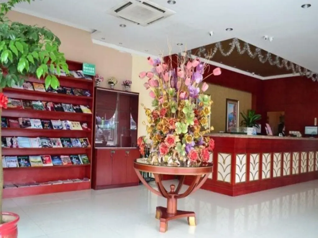 Цяньдэн: GreenTree Inn Suzhou Kunshan Qiandeng Ancient Town Hotel