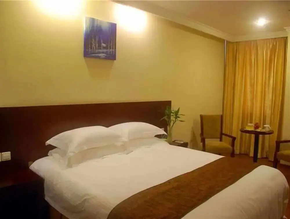 Наньтун: GreenTree Inn Jiangsu Nantong Rugao Haiyang Road Tiancheng Business Hotel