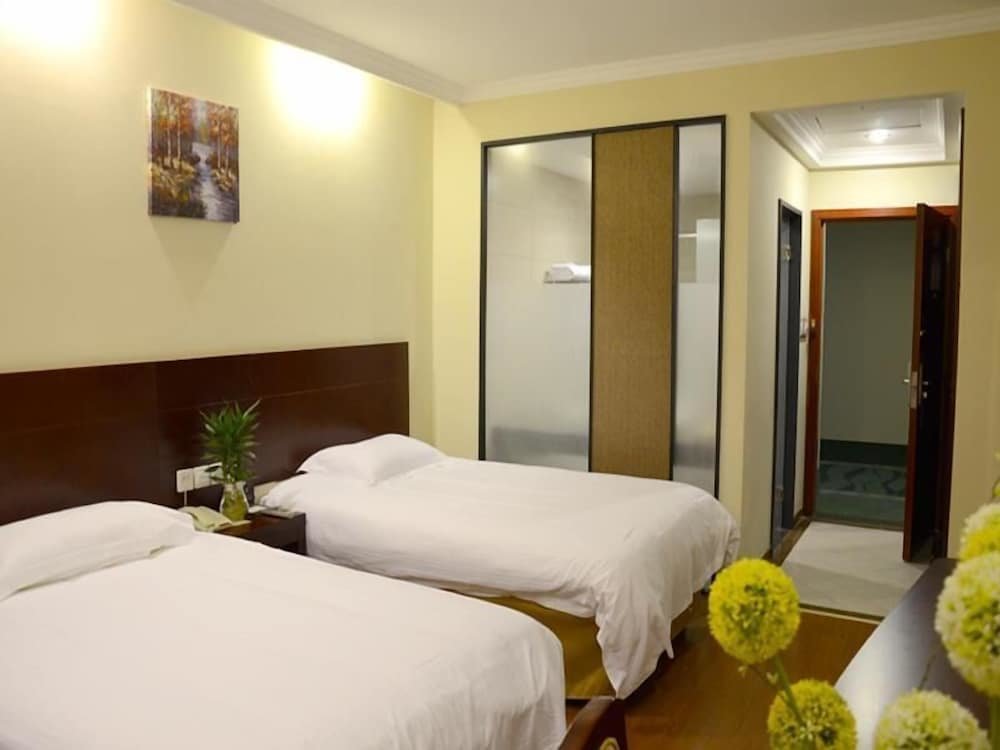 Наньтун: GreenTree Inn Jiangsu Nantong Rugao Haiyang Road Tiancheng Business Hotel