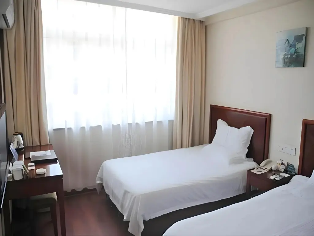 Наньтун: GreenTree Inn Nantong Tongzhou Bus Station Express Hotel
