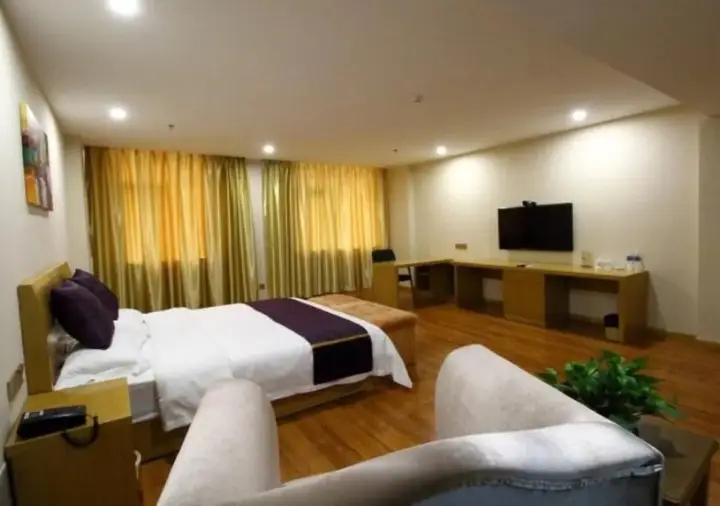 Наньтун: GreenTree Inn Nantong Tongzhou District Sutong Sci-tech Industrial Park Jiangcheng Road Shell Hotel