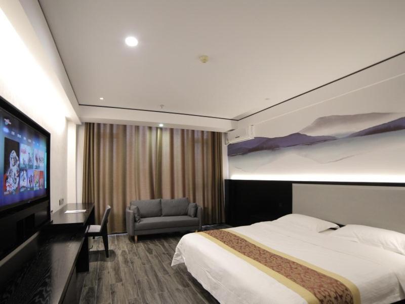 Наньтун: GreenTree Inn Jiangsu Nantong Tongzhou District East Bihua Road Business Hotel