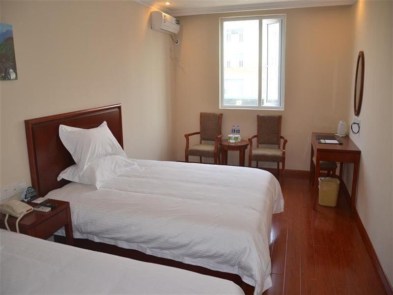 Наньтун: GreenTree Inn Nantong Rudong Bus Station Express Hotel