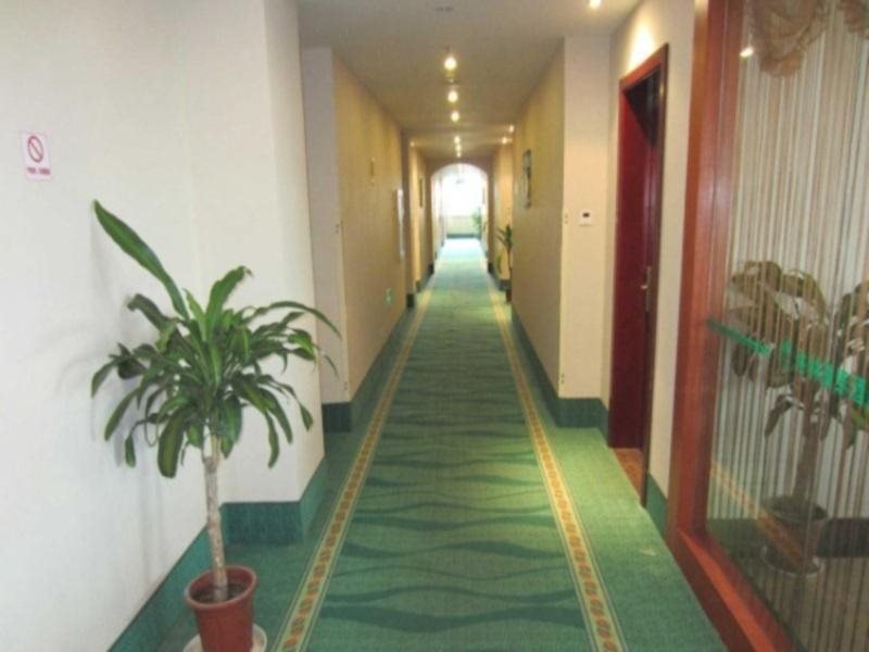 Наньтун: GreenTree Inn Nantong Jiaoyu Road Hotel
