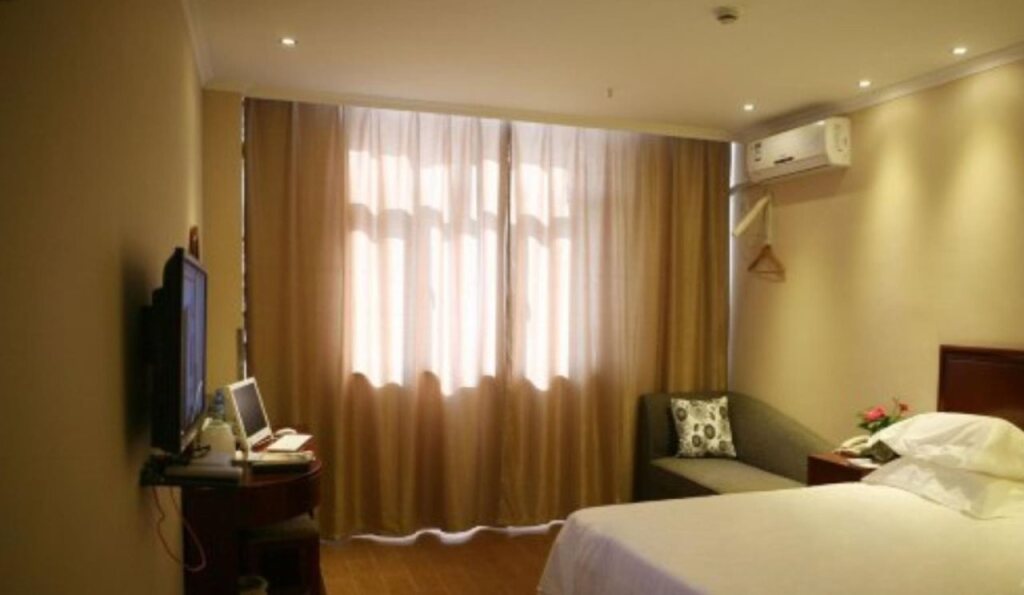 Турпан: GreenTree Inn Tulufan North Xihuan Road Express Hotel