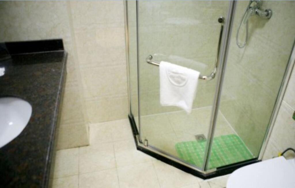 Турпан: GreenTree Inn Tulufan North Xihuan Road Express Hotel