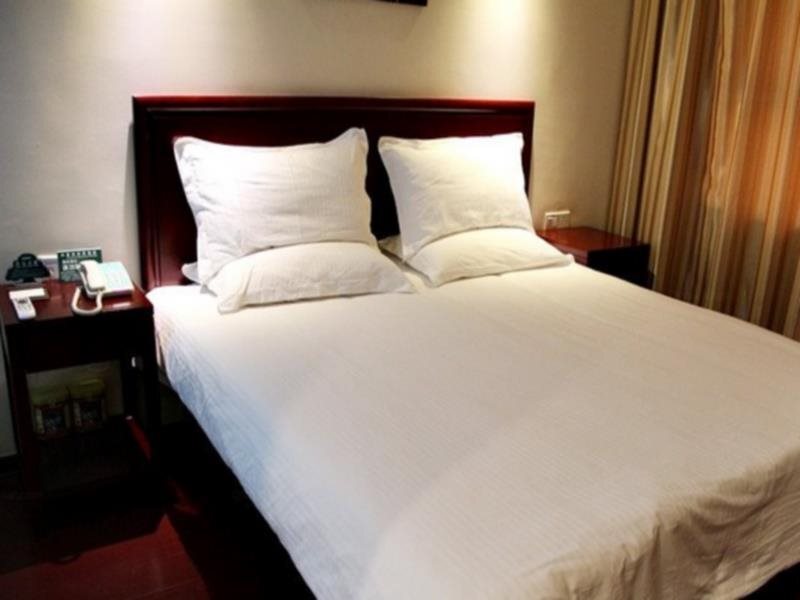 Урумчи: Отель GreenTree Inn Urumqi Qiming Yuan Business Branch