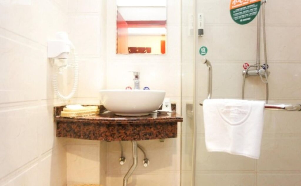 Уси: GreenTree Inn Jiangsu Wuxi Jiangyin Xinqiao Taoxin Road Express Hotel
