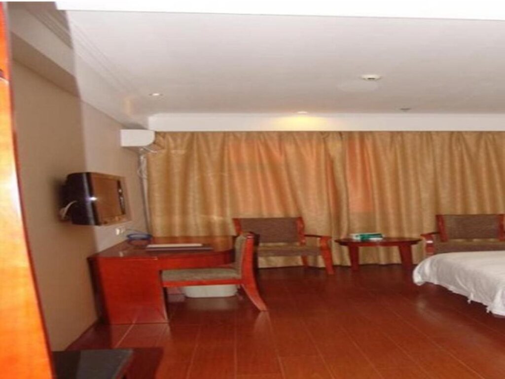 Уси: GreenTree Inn Wuxi Zhongqiao Hotel