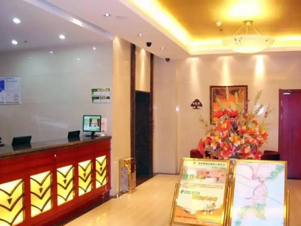 GreenTree Inn Jiangsu Wuxi Lingshan Scenic spot Express Hotel — фото 1
