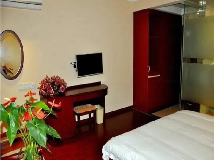 Уси: GreenTree Inn Wuxi Binhu District Gonghu Avenue Jinchengwan Park Express Hotel