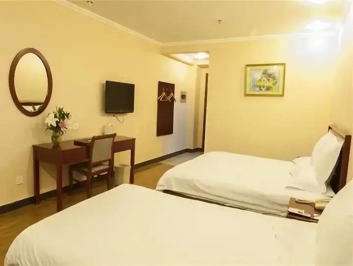 Чанчжоу: GreenTree Inn Changzhou Dinosaur City Qingyang North Road Business Hotel