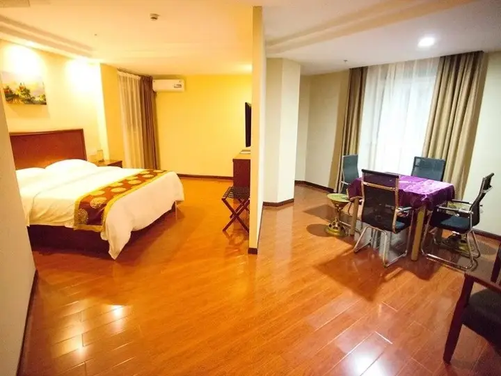Чанчжоу: GreenTree Inn JiangSu Changzhou Jintan Ximen Street Material Market Business Hotel