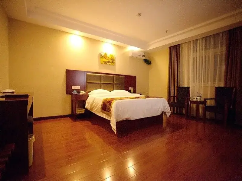 Чанчжоу: GreenTree Inn JiangSu Changzhou Jintan Ximen Street Material Market Business Hotel