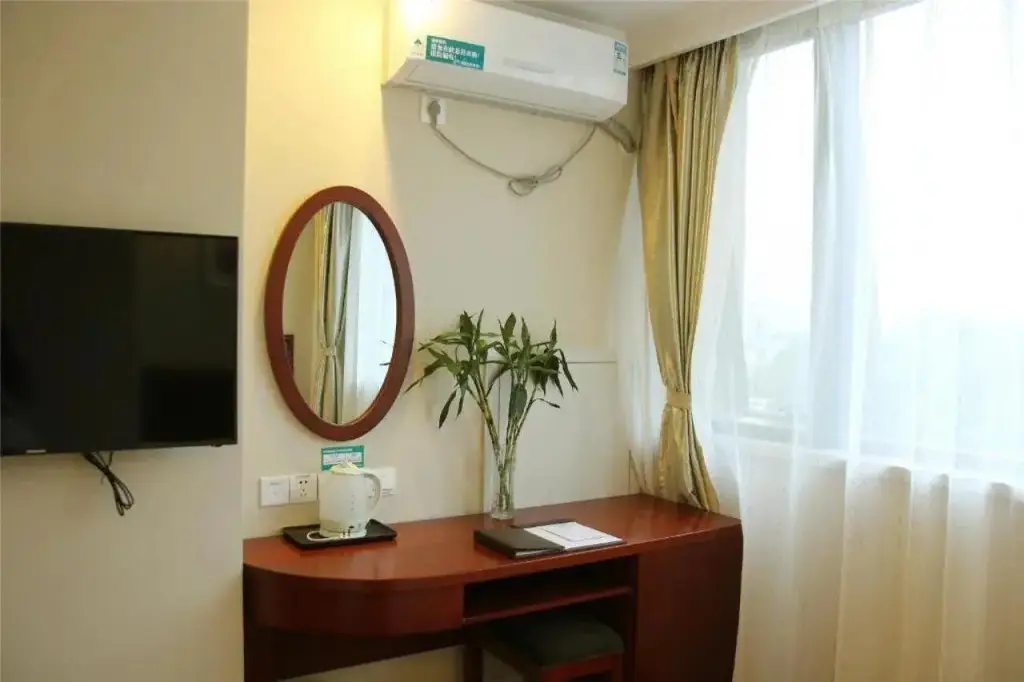 Чанчжоу: GreenTree Inn JiangSu Changzhou Changhe Express Hotel