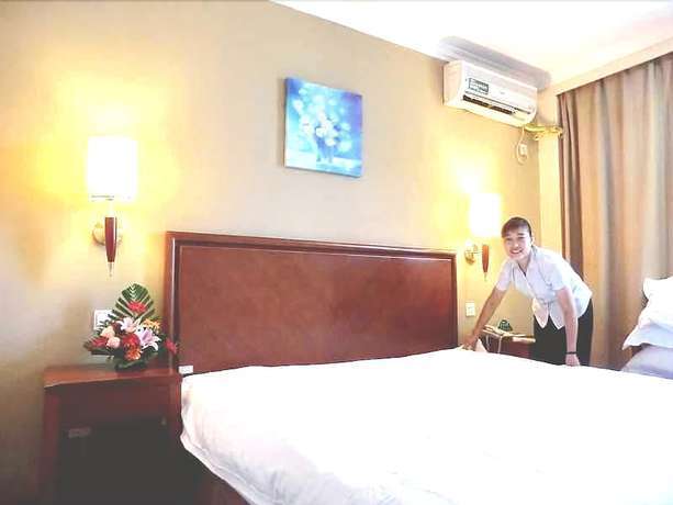 Наньтун: GreenTree Inn Taizhou Taidong Railway Station Business Hotel