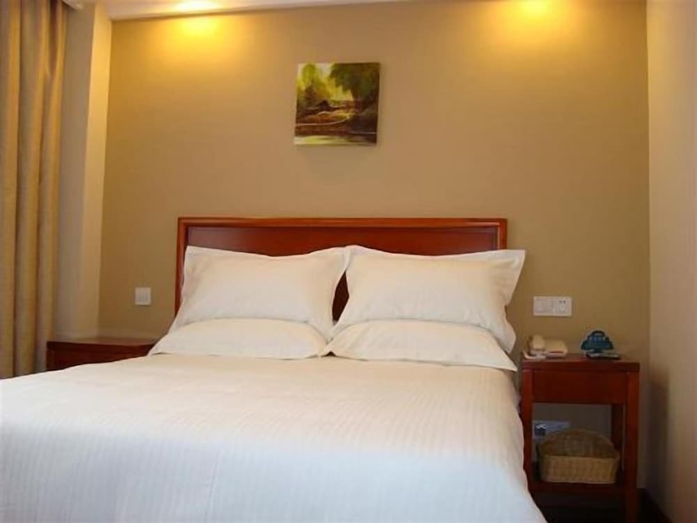 Тайчжоу: GreenTree Inn Taizhou East Meilan Road University Town Hotel