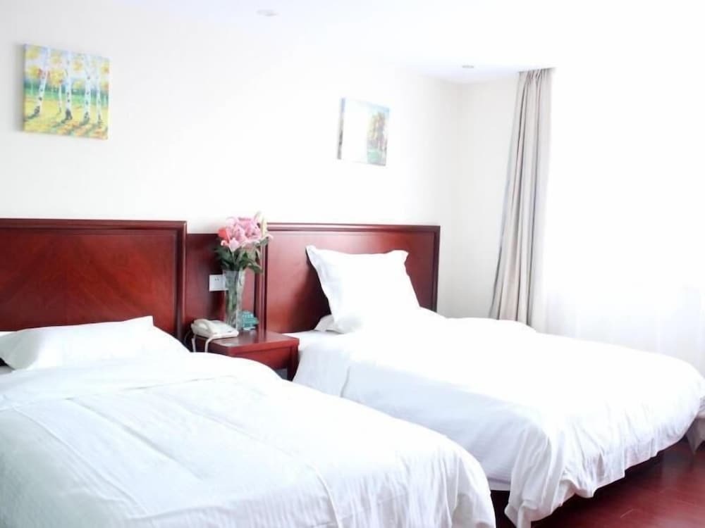 Тайчжоу: GreenTree Inn Taizhou East Meilan Road University Town Hotel