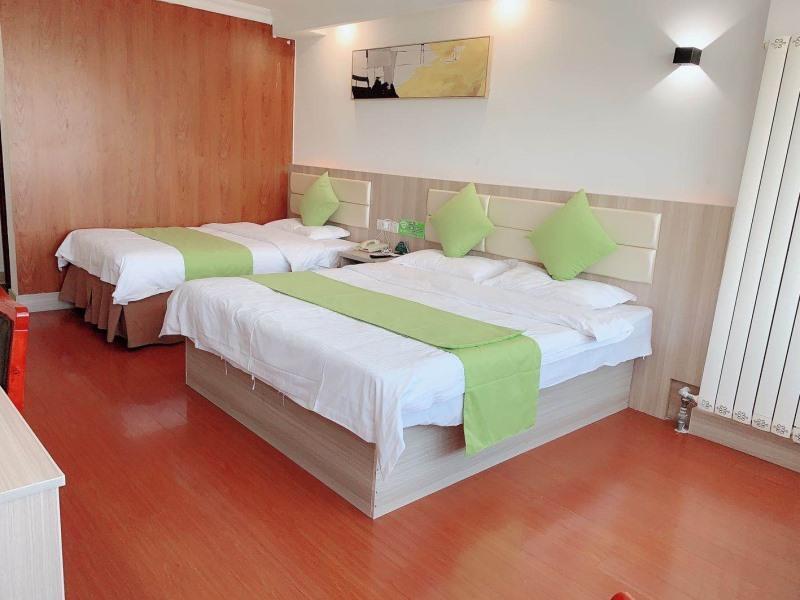 Цзинань: GreenTree Inn Jinan Railway Station Provincial Hospital Jinger Road Express Hotel