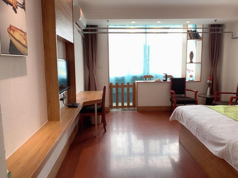 Цзинань: GreenTree Inn Jinan Railway Station Provincial Hospital Jinger Road Express Hotel