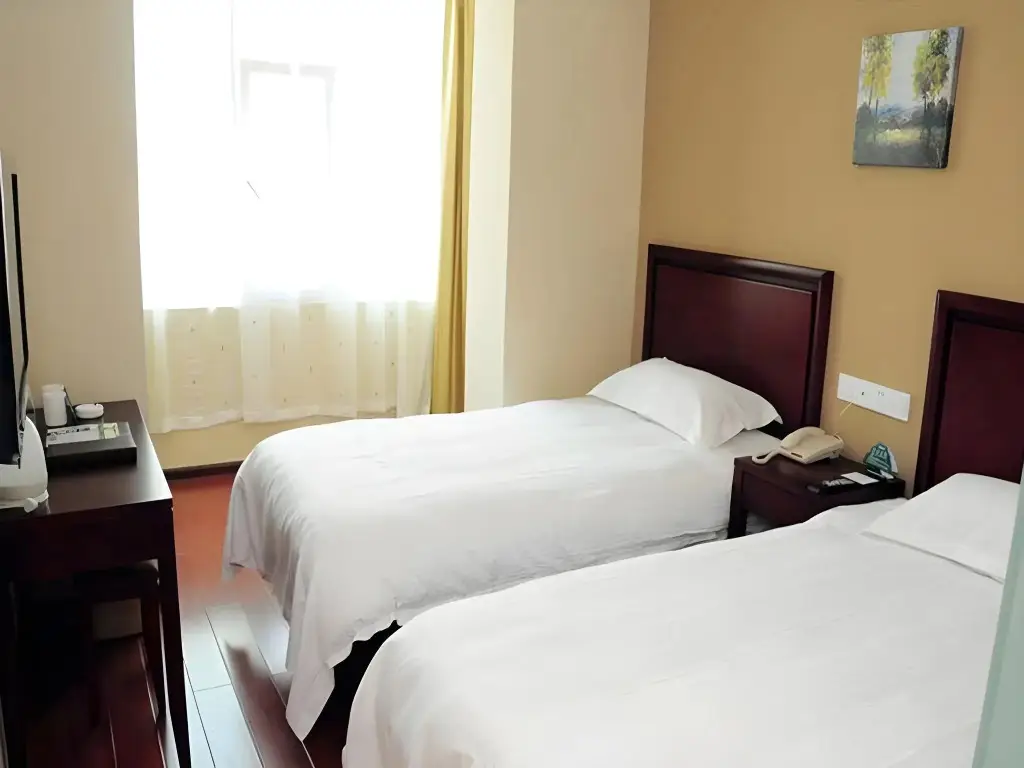 Цзинань: GreenTree Inn Jinan Quancheng Hotel