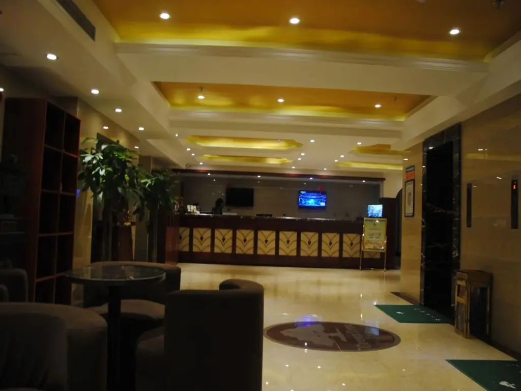 GreenTree Inn Hefei Railway Station Shengli Square Express Hotel — фото 1
