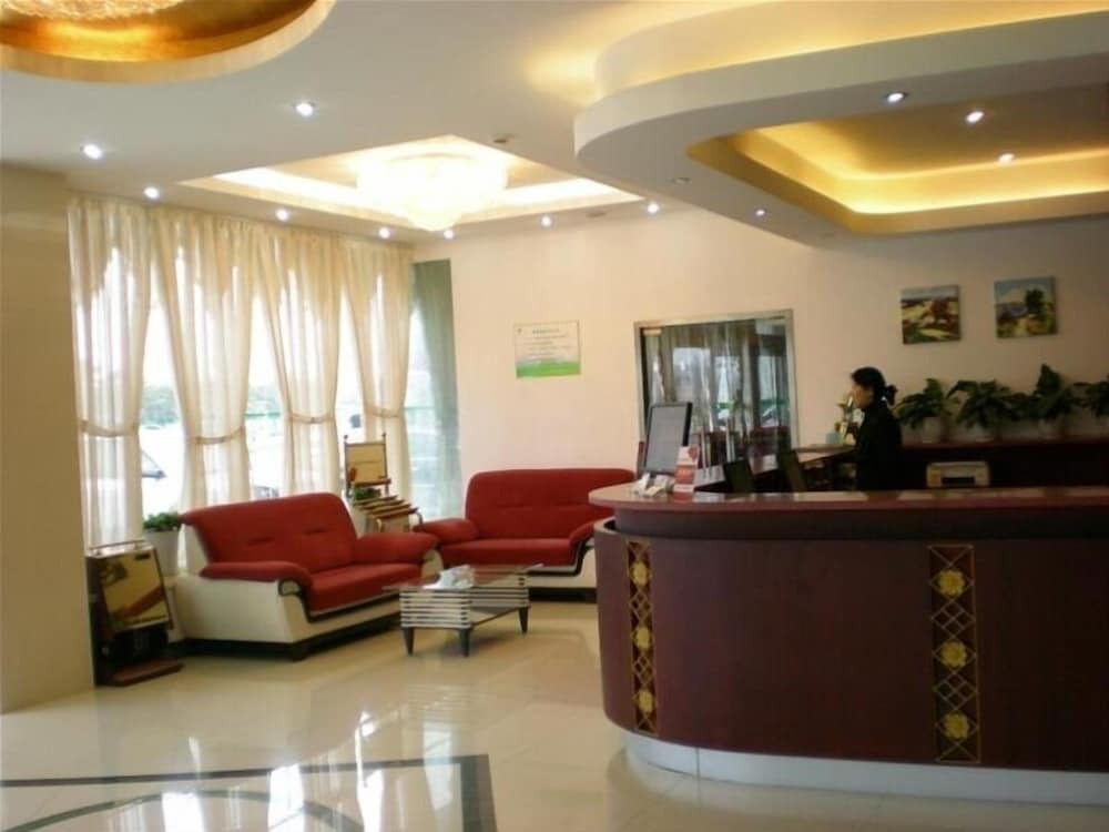 Янчжоу: GreenTree Inn Yangzhou Jiangdu West Changjiang Road Liberty Park Business Hotel