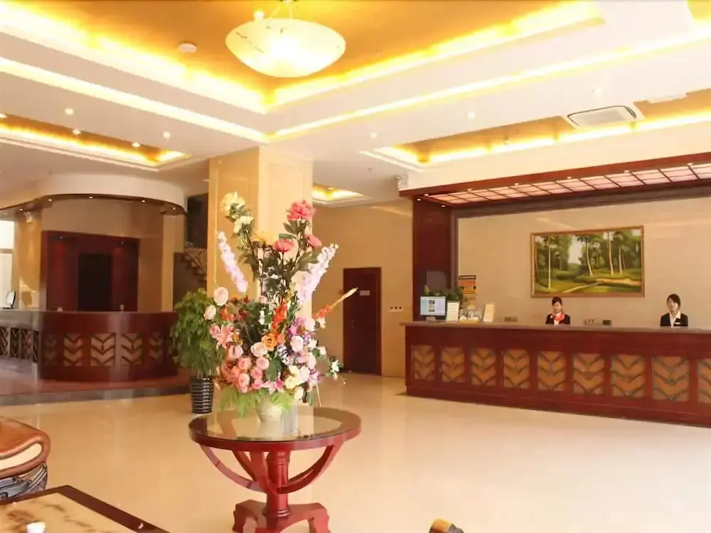 Янчжоу: GreenTree Inn Yangzhou Shou West Lake Business Hotel