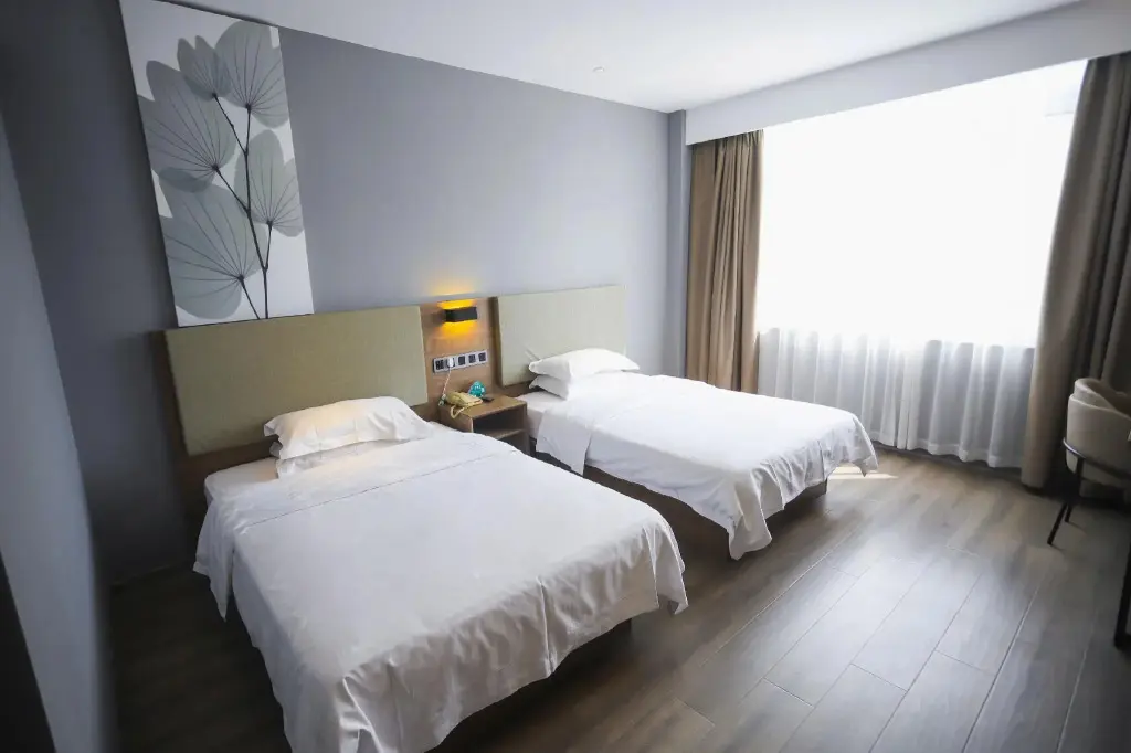 Янчжоу: GreenTree Inn Yangzhou Jiangdu Development Zone Daqiao Town Express Hotel