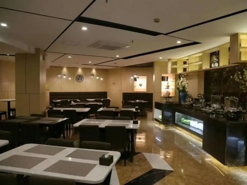 Янчжоу: GreenTree Inn Yangzhou Gaoyou Municipal Government Business Hotel