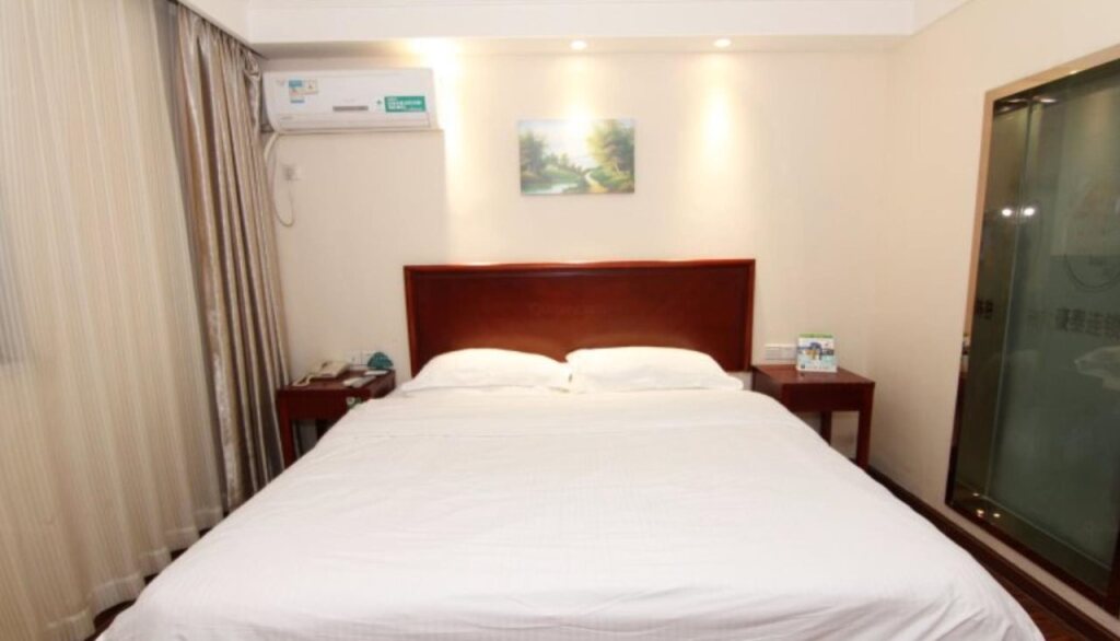 Янчжоу: GreenTree Inn Yangzhou Baoying South Anyi Road Express Hotel