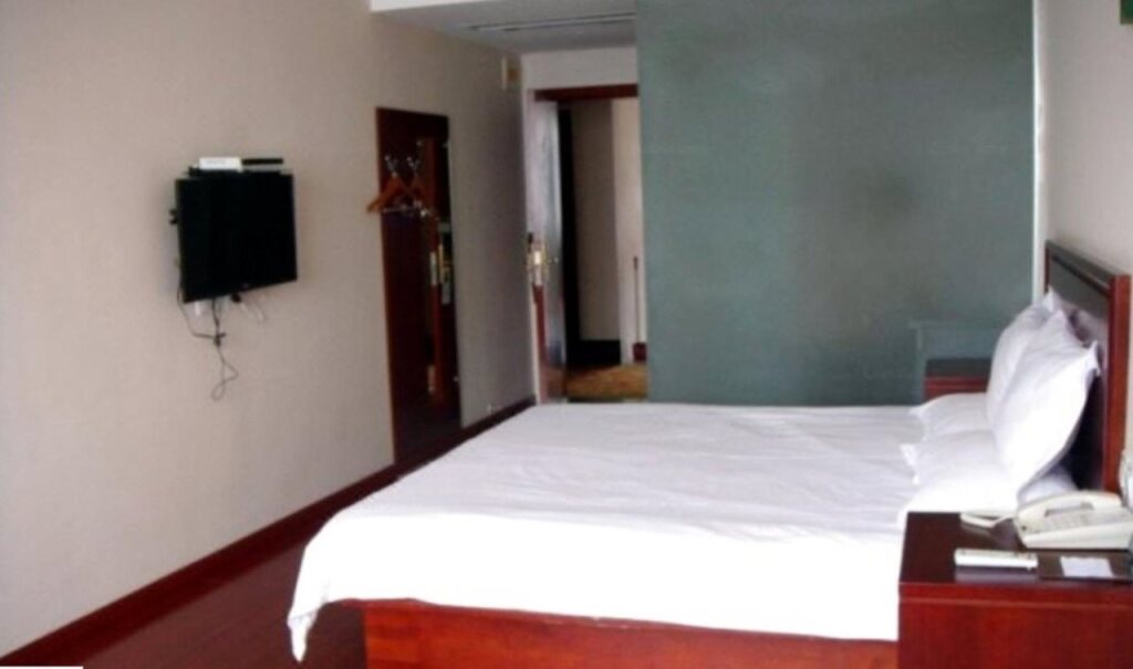 Янчжоу: GreenTree Inn Jiangsu Yangzhou Gaoyou China Clothing Town Express Hotel