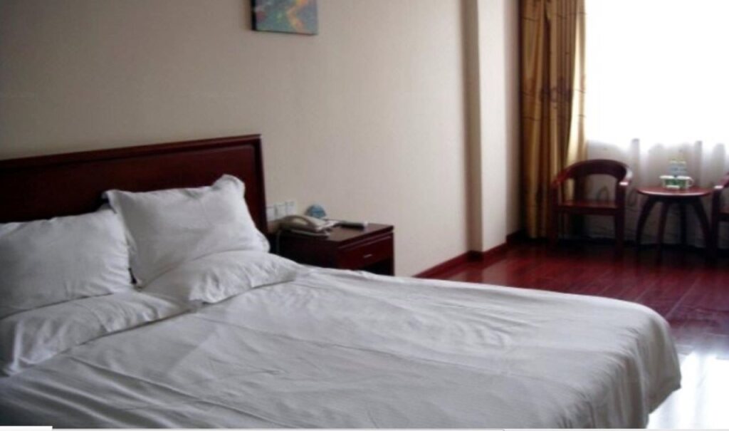 Янчжоу: GreenTree Inn Jiangsu Yangzhou Gaoyou China Clothing Town Express Hotel