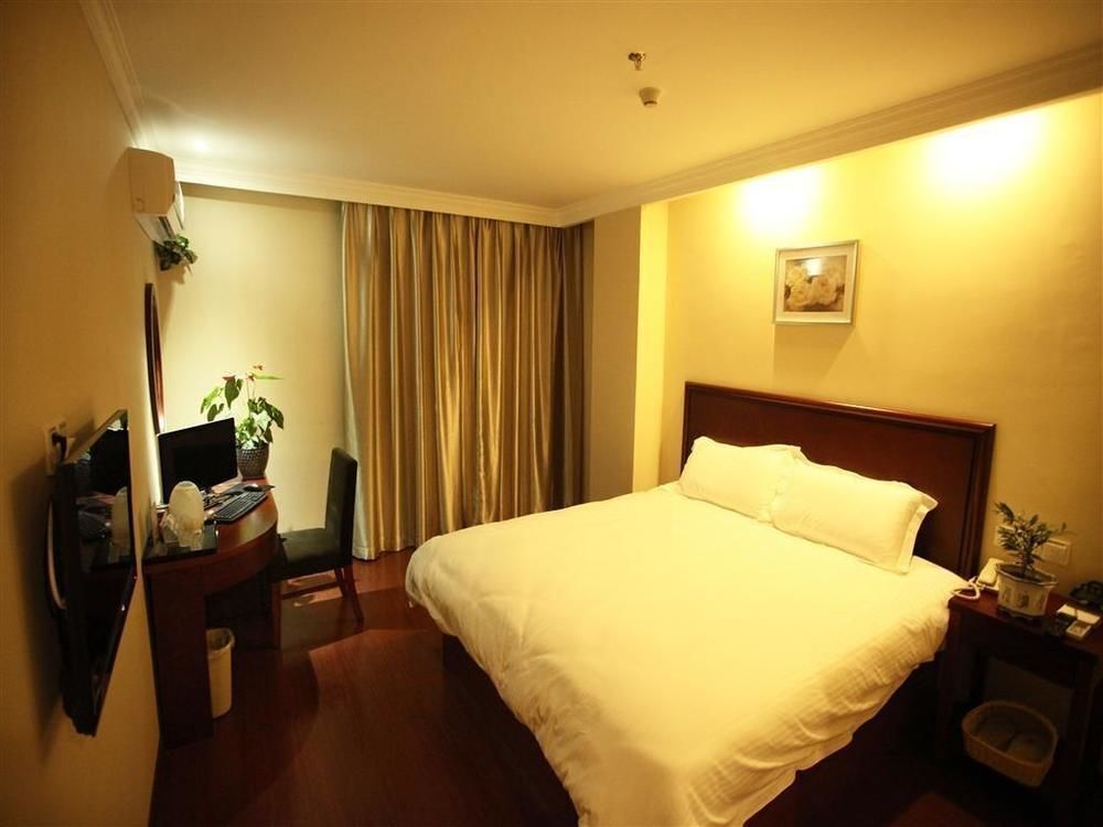 Янчжоу: GreenTree Inn Yangzhou South Yunhe Road Yangzhou Bridge Express Hotel