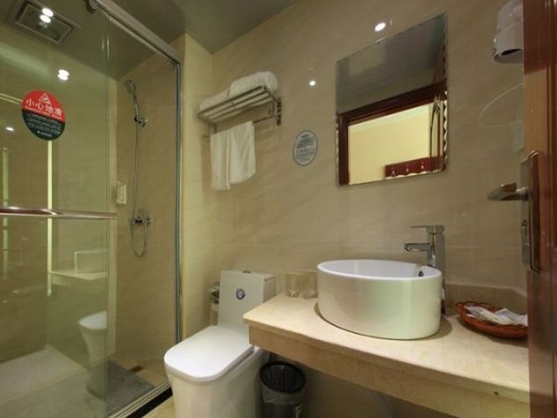 Янчжоу: GreenTree Inn Yangzhou South Yunhe Road Yangzhou Bridge Express Hotel