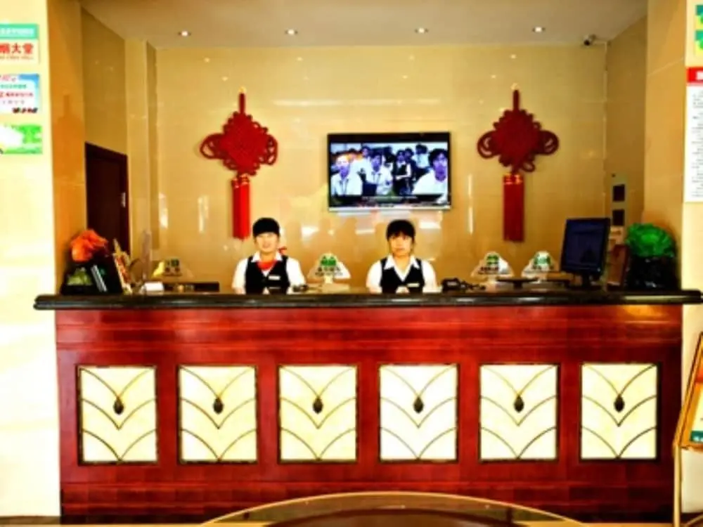 GreenTree Inn Jiangsu Lianyungang Guanyun Wenzhou Shangmaocheng Express Hotel — фото 1