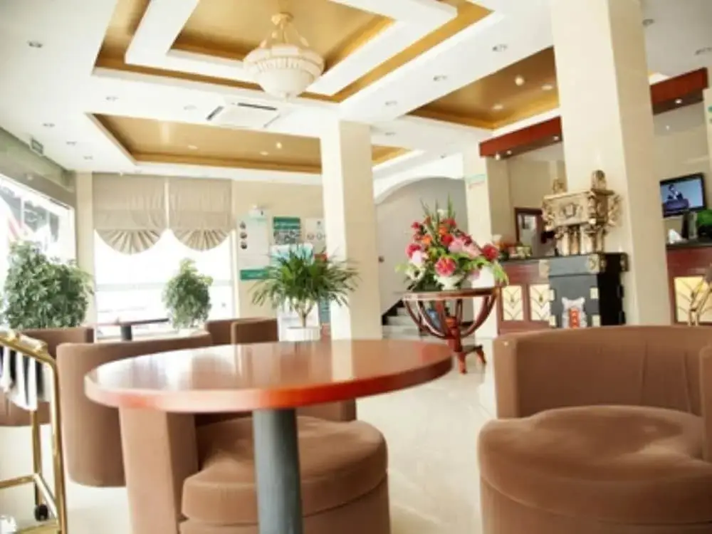 Ляньюньган: GreenTree Inn Jiangsu Lianyungang Guanyun Wenzhou Shangmaocheng Express Hotel