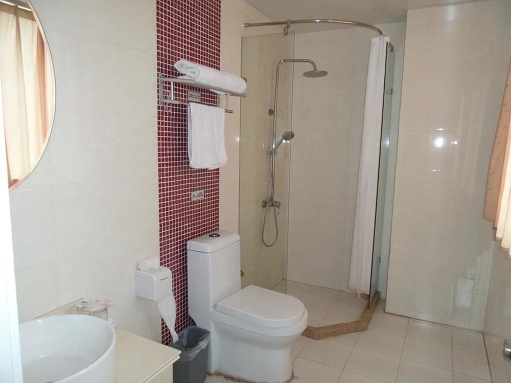 Ляньюньган: GreenTree Inn Jiangsu Lianyungang Ganyu Middle Yuhua Road Business Hotel