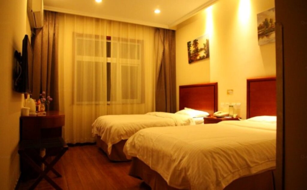 Хецзе: GreenTree Inn Shandong Heze No.1 Senior Middle School Business Hotel