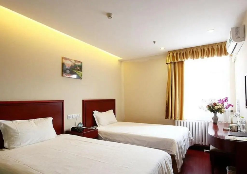 Дабань: GreenTree Inn Chifeng Linxi Ronglin Homeland Express Hotel