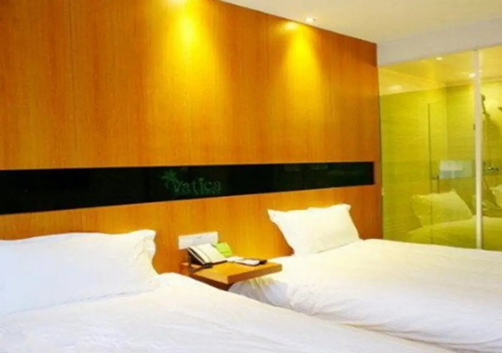 Чаоян: Vatica ChaoYang the East of Railway Station XinHua Road Hotel
