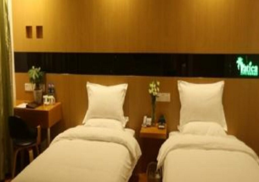 Чаоян: Vatica ChaoYang the East of Railway Station XinHua Road Hotel