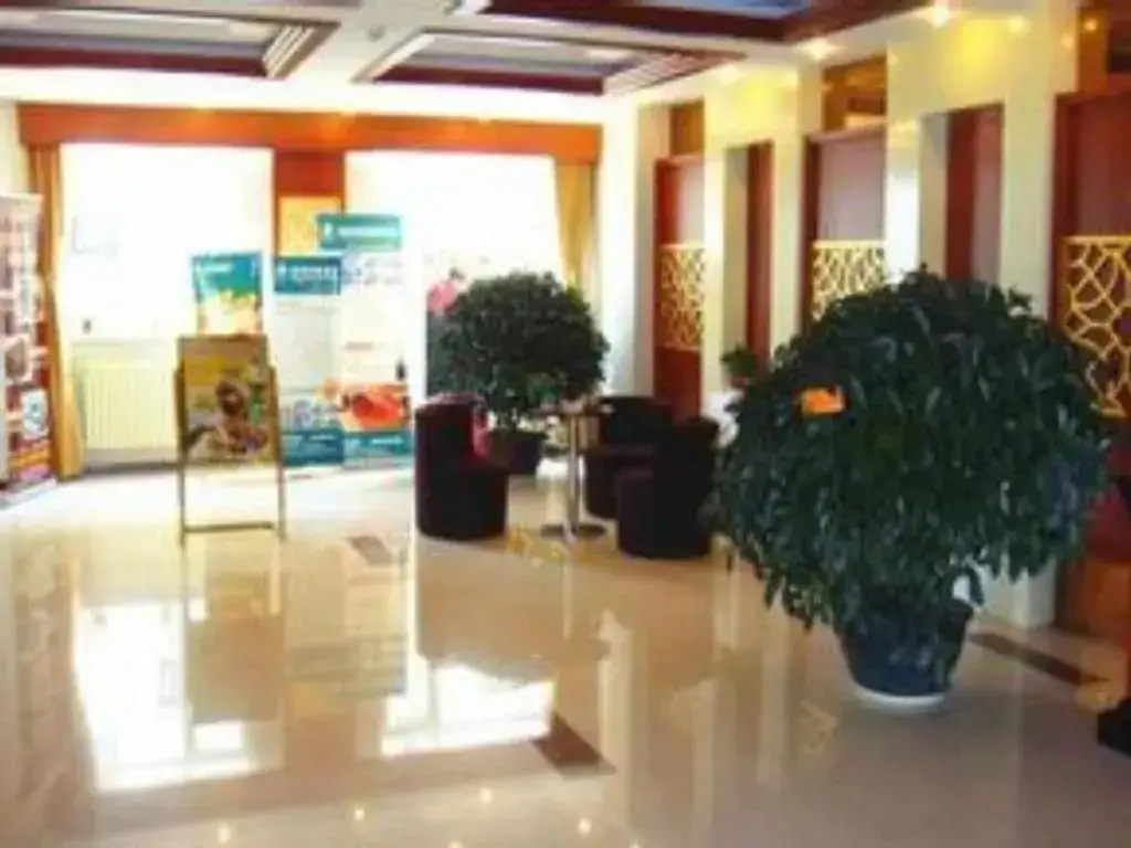 GreenTree Inn Shandong Yantai Middle Xingfu Road Zhenhua Express Hotel — фото 1