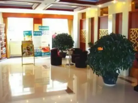 GreenTree Inn Shandong Yantai Middle Xingfu Road Zhenhua Express Hotel — фото 1