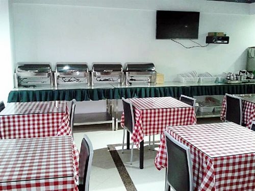 Цзыбо: GreenTree Inn ZiBo LiuQuan Road Wal-Mart Square Express Hotel