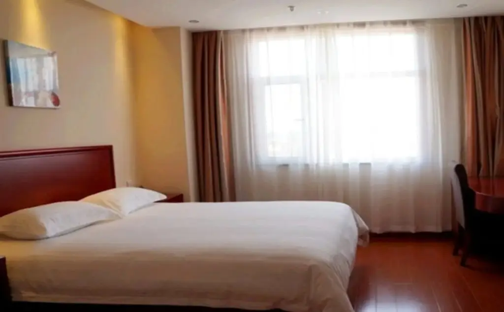 Баодин: GreenTree Inn DingZhou Railway Station Business Hotel