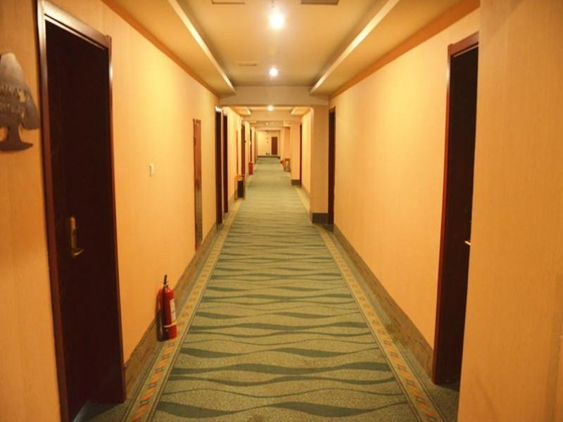 Greentree Inn Shanxi Xian West Gate Express Hotel — фото 1