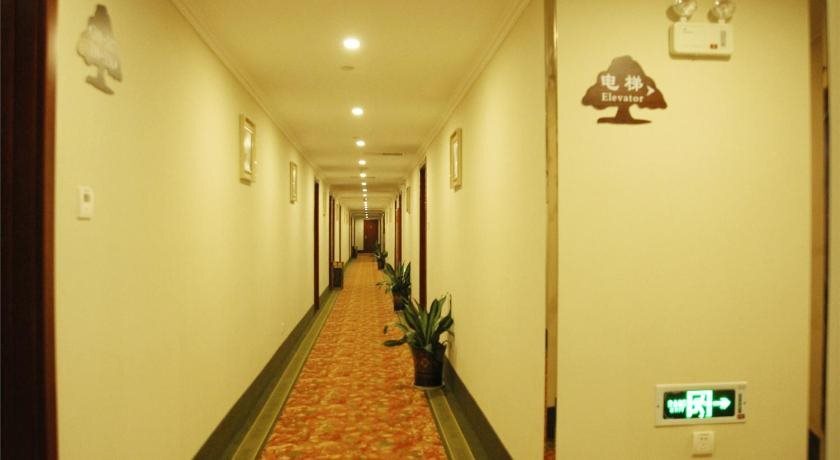 Нанкин: GreenTree Inn Nanjing Jiangning District Jiangning University Chenjiaoyuan Metro Station Express Hotel